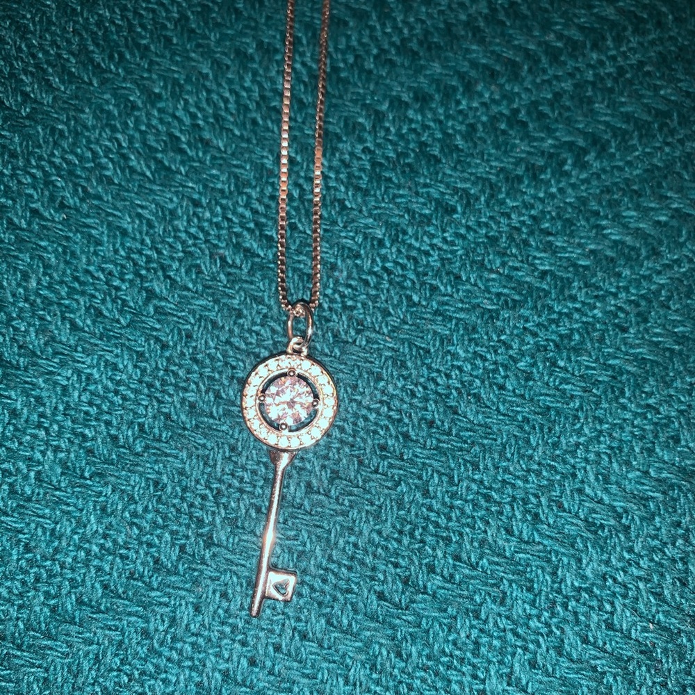Necklace - Picture 2 of 3